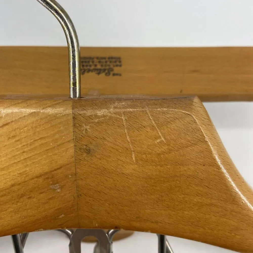 Vintage SETWELL Wooden French Collar Deluxe Suit Hanger with Pant Clamp 17.5